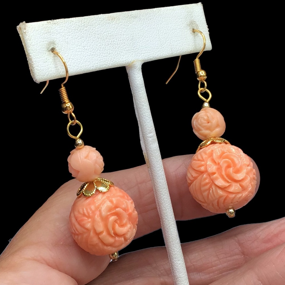 🌺Vintage M Chang Earrings
